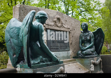 Berlin, Deutschland, das Grab auf dem Friedhof der Gemeinde Französisch-Ref. Stockfoto