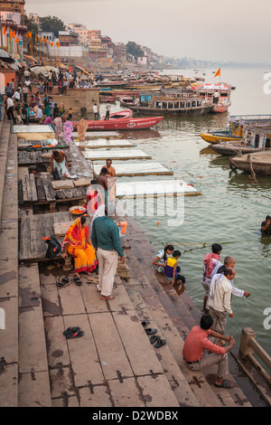 Varanasi in der Abenddämmerung, Indien Stockfoto