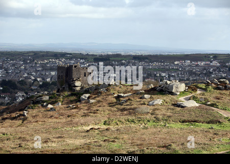 Carn Brae Burg und Restaurant oben Camborne und Redruth, Cornwall Stockfoto