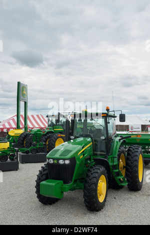 John Deere Landmaschinen auf der Messe in Ohio Stockfoto