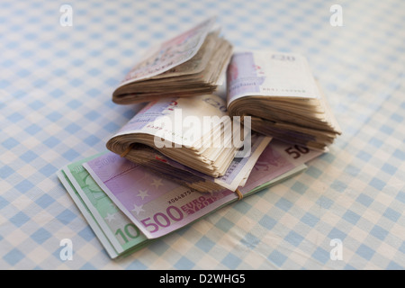 Bargeld-Euro und UK-Pfund-Banknoten Stockfoto