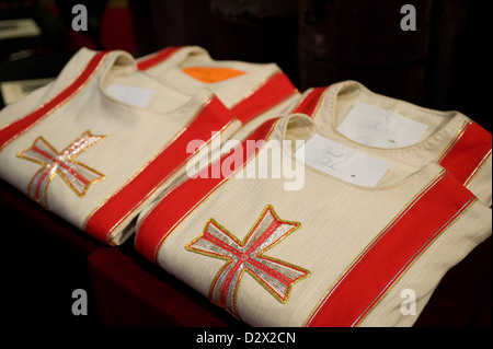 Freiburg, Deutschland, mit Priestergewaender Namensliste in der ordination Stockfoto