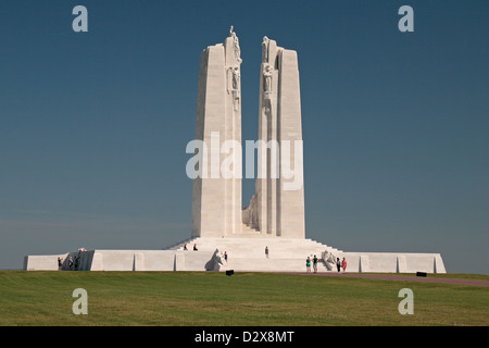 Die zentrale Pylone am kanadischen Weltkrieg ein Denkmal an die Vimy Ridge nationale historische Stätte Kanadas, Vimy, Frankreich. Stockfoto