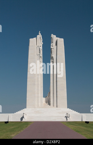 Die zentrale Pylone am kanadischen Weltkrieg ein Denkmal an die Vimy Ridge nationale historische Stätte Kanadas, Vimy, Frankreich. Stockfoto