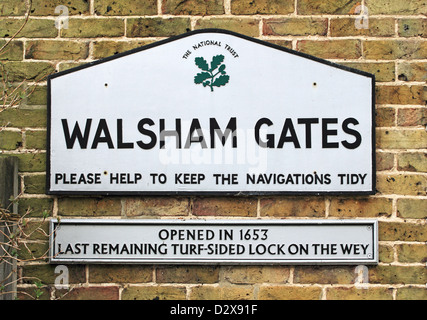 Walsham Tore auf den Wey Navigation Kanal in der Nähe von Ripley Surrey England UK Stockfoto