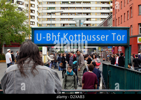 Berlin, Deutschland, u-Bahnstation Kottbusser Tor in Berlin-Kreuzberg Stockfoto