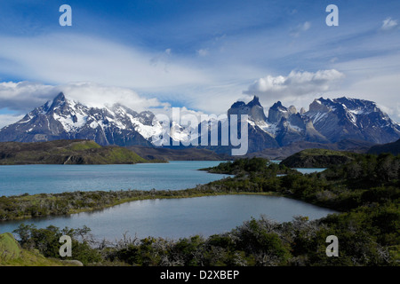 Lago Pehoe, Los Cuernos und Paine Grande, Torres del Paine Nationalpark, Patagonien, Chile Stockfoto