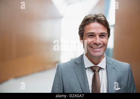 Porträt von lächelnden Geschäftsmann hautnah Stockfoto