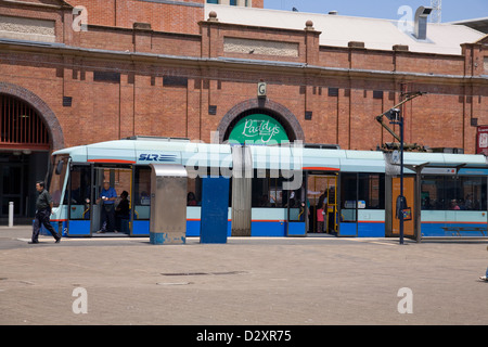 Sydney Stadtbahn Straßenbahn in Haymarket-Viertel von Sydney CBD, Australien Stockfoto