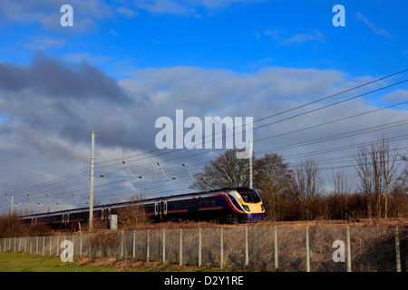 Ersten Rumpf trainiert 180 Klasse Adelante Zug High-Speed Diesel Einheit East Coast Main Line Eisenbahn Cambridgeshire Großbritannien Stockfoto