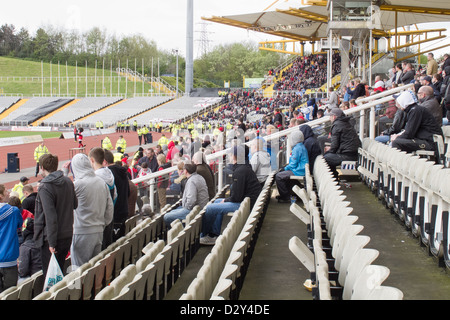 Don Valley Stadium Sheffield, South Yorkshire, England, Uk - Fußball-Fans auf der Tribüne Stockfoto