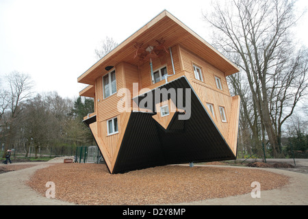 Das Verruckte Haus Im Tierpark Gettorf Gettorf Deutschland