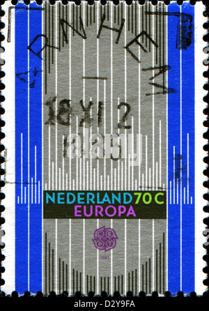 Niederlande - ca. 1985: Eine Briefmarke gedruckt in Holland zeigt stilisierte Orgelpfeifen, ca. 1985 Stockfoto