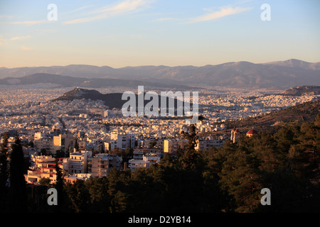 Griechenland Athen Attika der Blick über die Stadt vom Mount hymettus Stockfoto