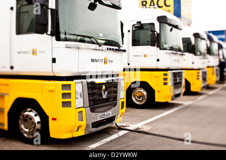 Renault Sattelzüge hintereinander, Barcelona, 27 02 10 Stockfoto