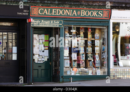 Buchladen Caledonia Books, Großbritannien Stockfoto