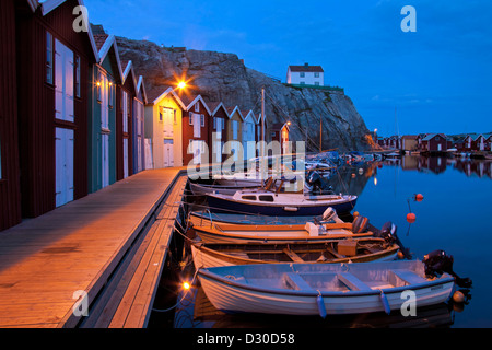 Hölzerne Fischerhütten im Dorf Smögen, Bohuslän, Schweden, Scandinavia Stockfoto