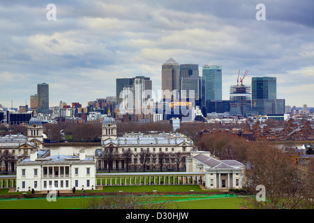 Wolkenkratzer und Bürogebäude des Finanzplatzes Canary Wharf Skyline, City of London, England Stockfoto