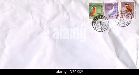 CHINA - CIRCA 2006: Mailing-Umschlag mit Briefmarken gewidmet Vogel: Eisvogel, Black-faced Löffler, Long-tailed Shrike, circa 2006. Stockfoto