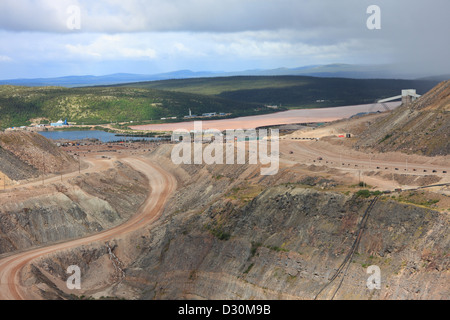 Größte Canadian Open pit Eisenerzmine in Fort Wright neben Fermont Caniapiscau Nordosten Quebec Kanada Stockfoto