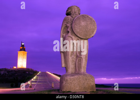 BREOGÁN DENKMAL (© XOSE CID MENOR 1995) HERKULESTURM RÖMISCHE LEUCHTTURM LA CORUNA GALIZIEN SPANIEN Stockfoto