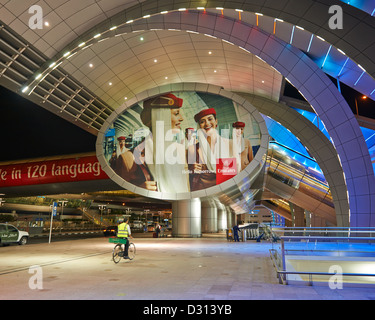 Die Ankunfts- und Abflugterminal des internationalen Flughafens von Dubai Stockfoto