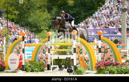 Ben Maher Reiten Tripple X (GBR, Großbritannien). Einzelnen Springturnier Stockfoto