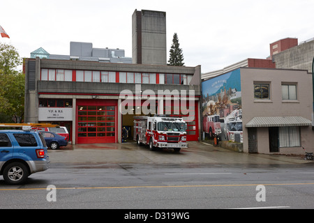 Vancouver Feuerwehr Rettung LKW-Motor vor Halle 2 in downtown Eastside BC Canada Stockfoto