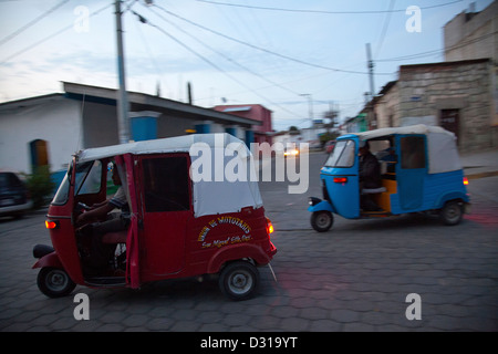 Mototaxis in Villa De Etla in Oaxaca - Mexiko Stockfoto