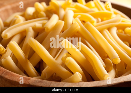 Maccheroni in seiner klassischen italienischen form Stockfoto