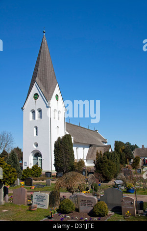 Kirche St. Clemens / St. Clemens-Kirche in Nebel auf der Insel Amrum, Nordfriesland, Schleswig-Holstein, Deutschland Stockfoto