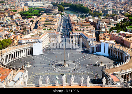 Luftaufnahme der Petersplatz in Rom, Italien Stockfoto