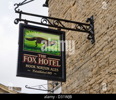 Chipping Norton ist eine Kleinstadt in West Oxfordshire am Rande der Cotswolds. Stockfoto