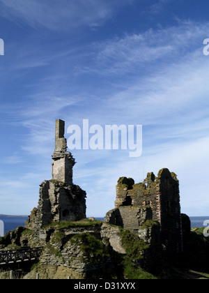 Die Burg von Sinclair und Girnigoe, an der Küste von Caithness, nördlich von Wick in den schottischen Highlands Stockfoto