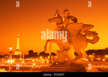 MERCURY REITEN PEGASUS STATUE PLACE DE LA CONCORDE PARIS FRANKREICH Stockfoto
