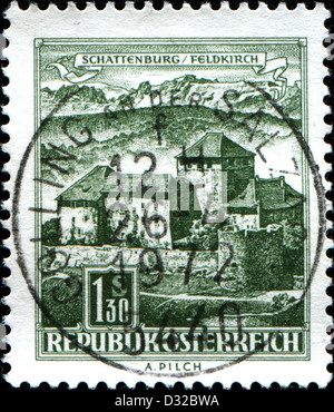 Österreich - CIRCA 1967: Eine Briefmarke gedruckt in Österreich zeigt Schatten Burg, Feldkirch, Vorarlberg, ca. 1967 Stockfoto