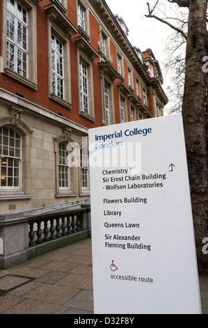 Ein Zeichen für das Imperial College in South Kensington, London. Stockfoto