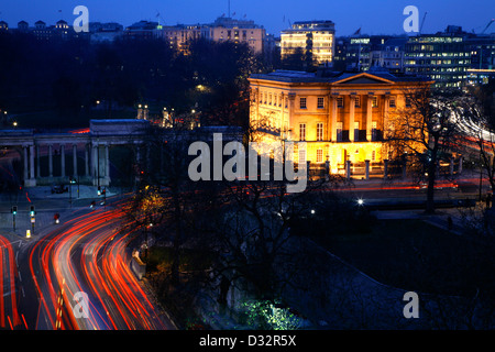 Apsley House und Hyde Park Bildschirm am Hyde Park Corner, London, UK Stockfoto