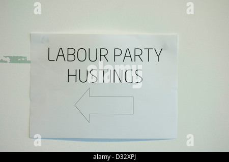 bei der Labour Partei Führung bedrängt im Millennium Stadium in Cardiff heute. Stockfoto