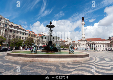 Bronze Brunnen am Rossio Platz, Lissabon, Portugal Stockfoto