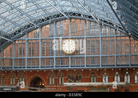 Internationaler Bahnhof St Pancras in London Stockfoto