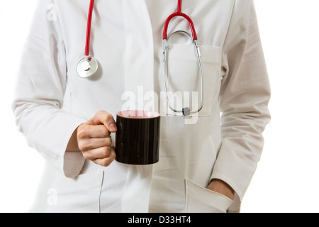 Symbolisches Bild Medizin. Arzt, Krankenschwester nimmt einen Kaffee, Tee-Pause. Stockfoto