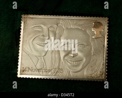 Silber Stempel Prinzessin Anne und Captain Mark Phillips November 1973 Markenzeichen Replica Stockfoto