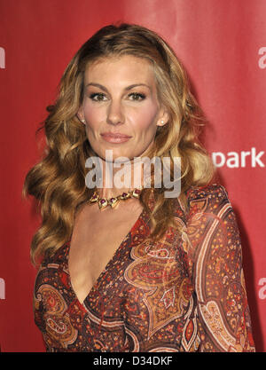 Los Angeles, Kalifornien, USA. 8. Februar 2013.  Faith Hill, die Teilnahme an der 55. Annual GRAMMY Awards MusiCares Person Of The Year statt im Los Angeles Convention Center in Los Angeles, Kalifornien auf. 8. Februar 2013. 2013 (Bild Kredit: Kredit: D. Long/Globe Photos/ZUMAPRESS.com/Alamy Live-Nachrichten) Stockfoto