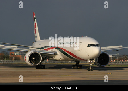 BANGLADESH BIMAN AIRLINES BOEING 777 300 Stockfoto