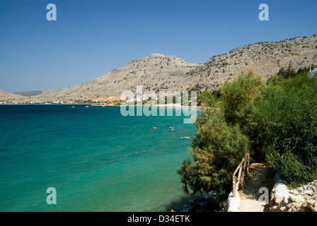 Hauptstrand, Pefkos, Lindos, Rhodos, Dodekanes Inseln, Griechenland. Stockfoto