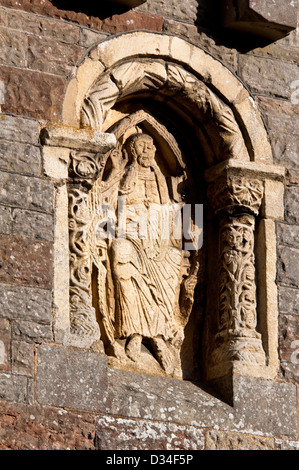 Christus in Herrlichkeit schnitzen, St.-Petri Kirche, Rous Lench, Worcestershire, England, UK Stockfoto