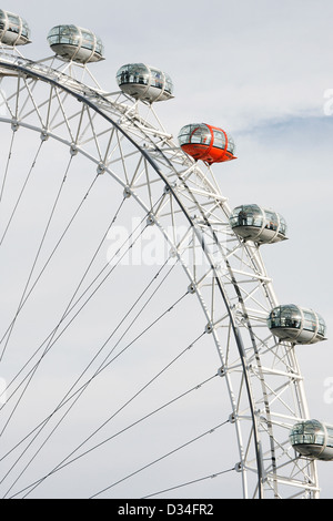 Close up Portrait of The London Eye, 135 Meter Höhe und das größte Riesenrad in Europa. [Nur zur redaktionellen Verwendung] Stockfoto