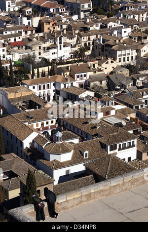 Blick über die Dächer von Granada aus der Alcazaba, in der Alhambra Andalusien Spanien Stockfoto