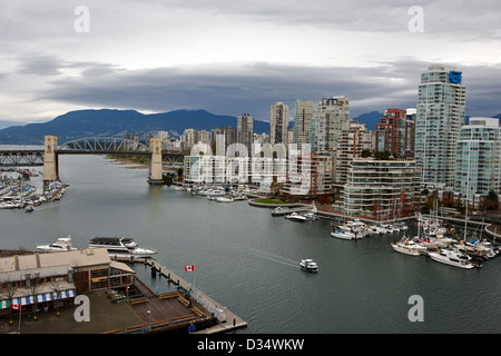 false Creek Waterfront und Burrard street bridge Vancouver BC Kanada Stockfoto
